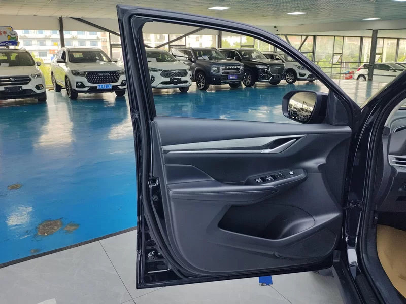 Changan CS55PLUS PHEV 2020 صورة سيارة #9