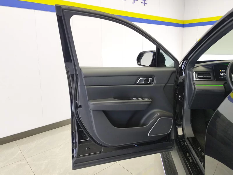 理想汽车 理想ONE 2022 汽车图片 #9