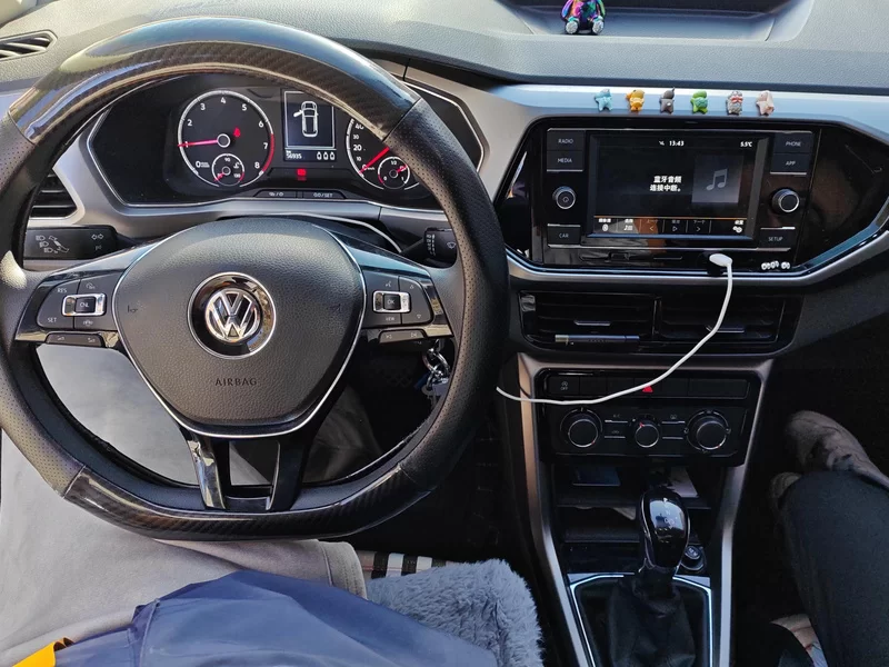Volkswagen T-Cross 2020 #9 Volkswagen T-Cross 2020 car image #9