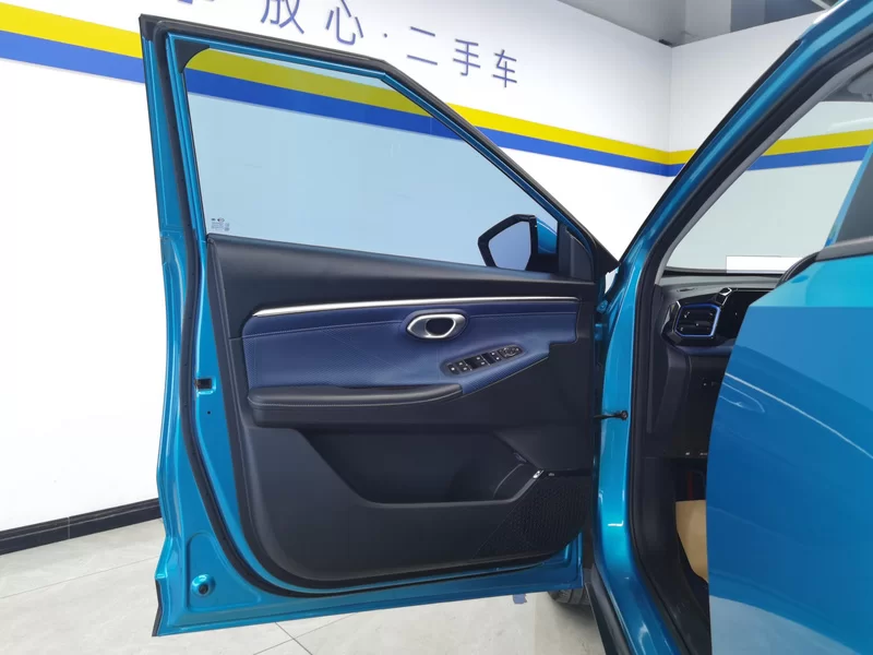 MG GS3 2023 immagine di auto #9
