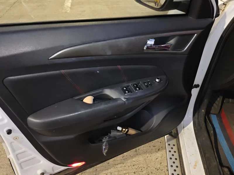 长安 长安CS75 2015 汽车图片 #9