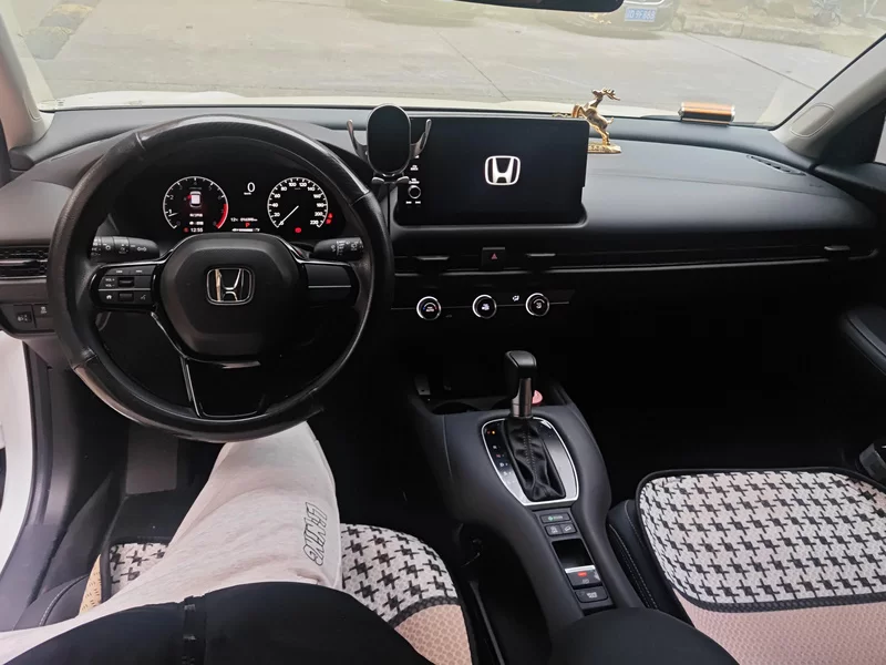 Honda ZR-V 2023 car image #9