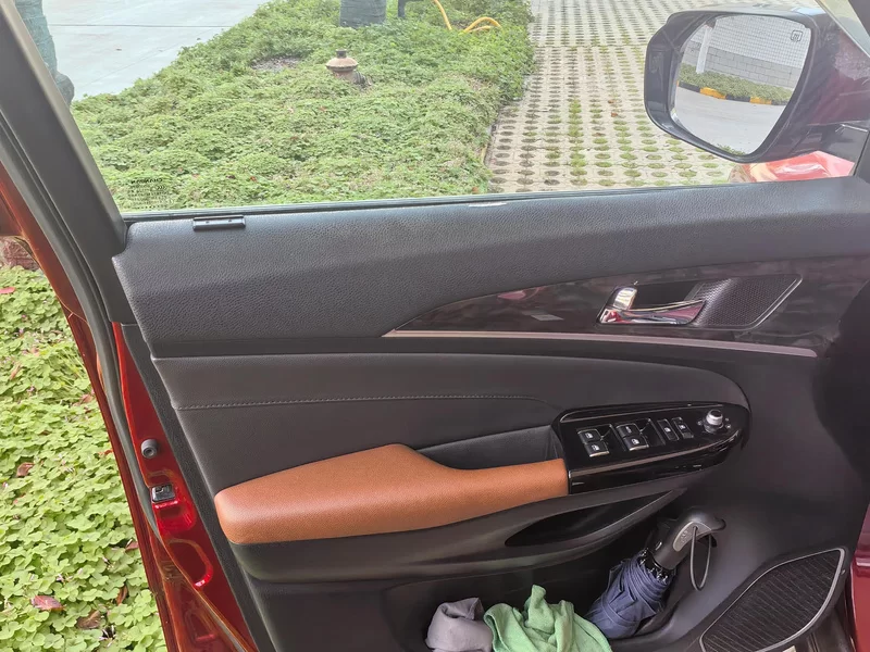 Changan CS95 2017 car image #9