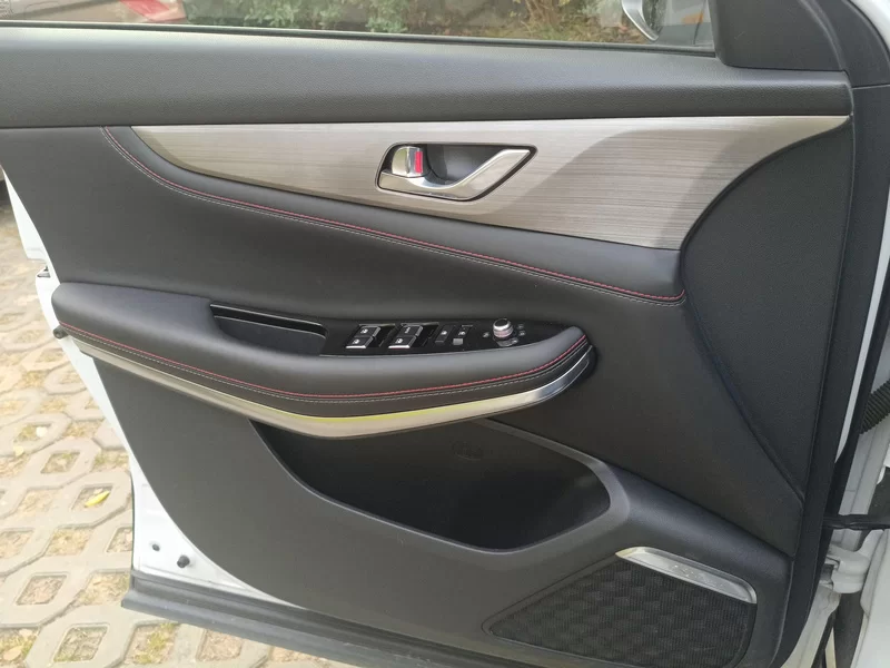 长安 长安CS75 2018 #9 长安 长安CS75 2018 汽车图片 #9