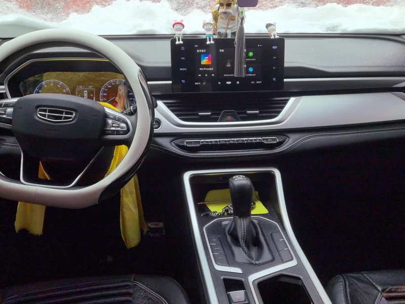 GEELY Vision X6 2021 car image #9