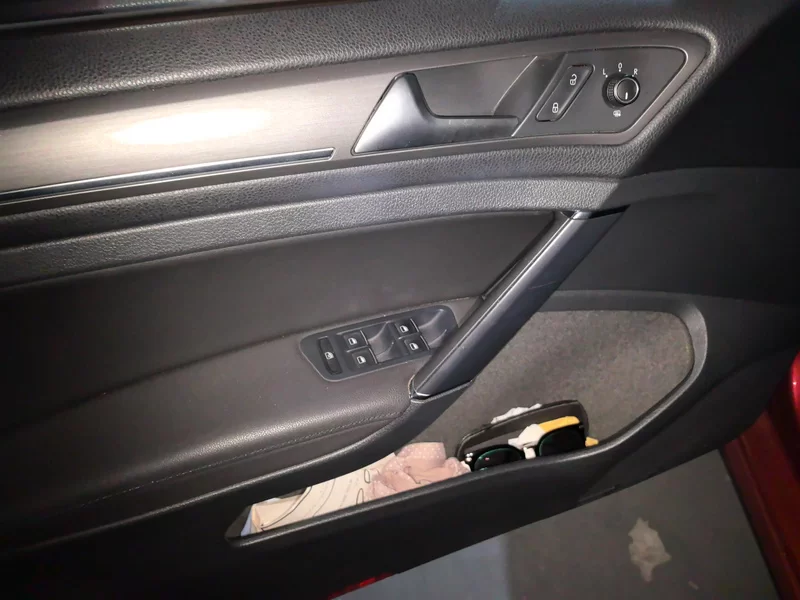 Volkswagen Golf 2015 car image #9