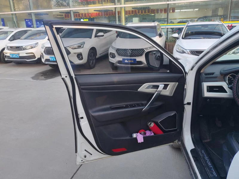 GEELY Boyue 2020 #9 GEELY Boyue 2020 car image #9