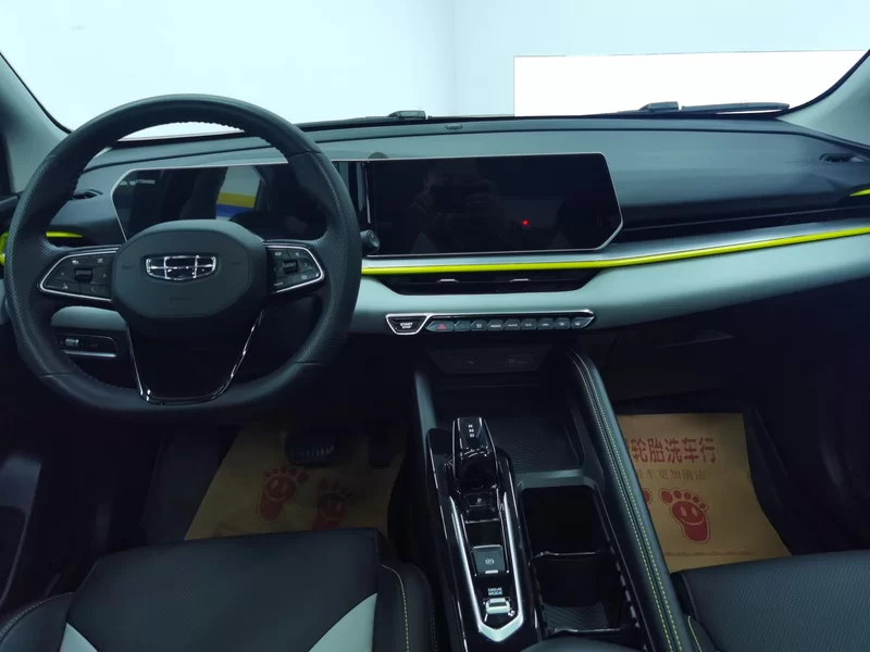 GEELY 2023 #9 GEELY 2023 immagine di auto #9