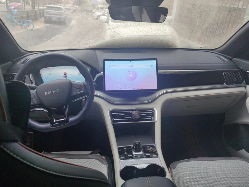 BYD Song Plus New Energy 2023 car image #9