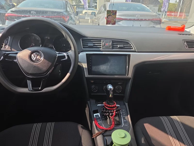 Volkswagen Lamando 2017 immagine di auto #9