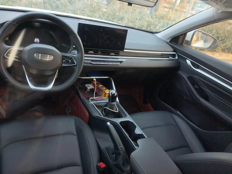 GEELY Emgrand 2025 car image #9