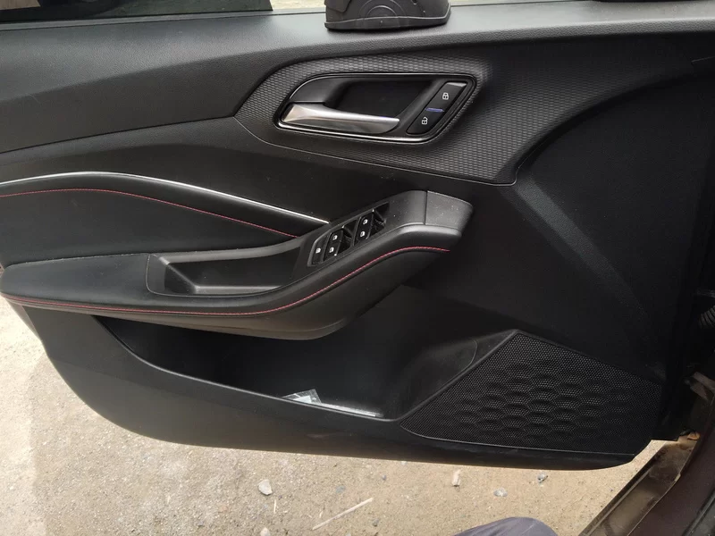5 2022 imagen de coche #9