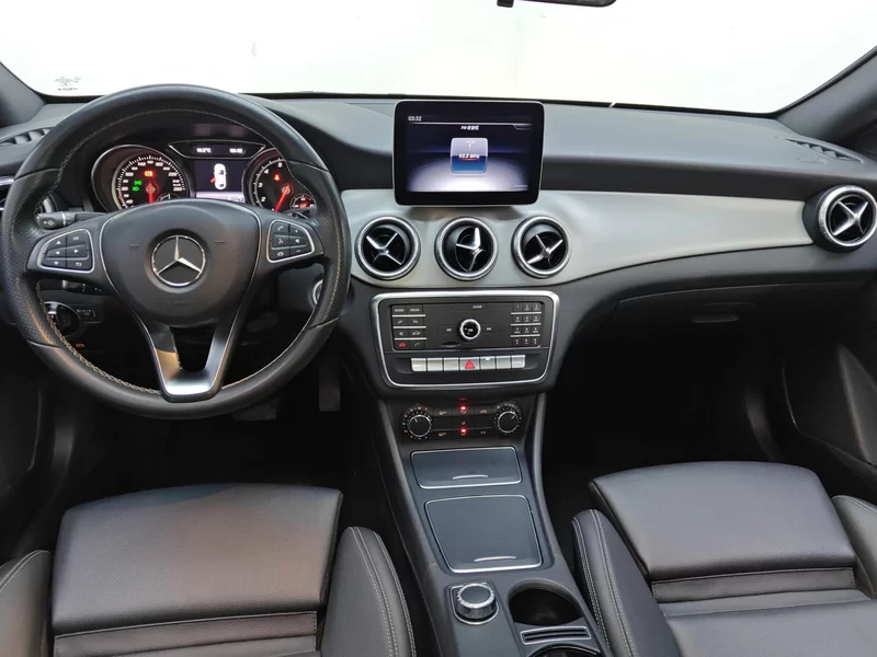 Mercedes-Benz CLA Class (Imported) 2018 #9 Mercedes-Benz CLA Class (Imported) 2018 immagine di auto #9