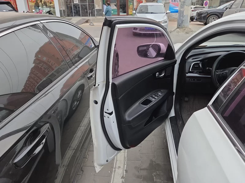 起亚 起亚K4 2015 汽车图片 #9