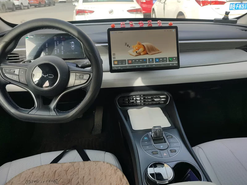 BYD Seal 05 DM-i 2025 #9 BYD Seal 05 DM-i 2025 car image #9