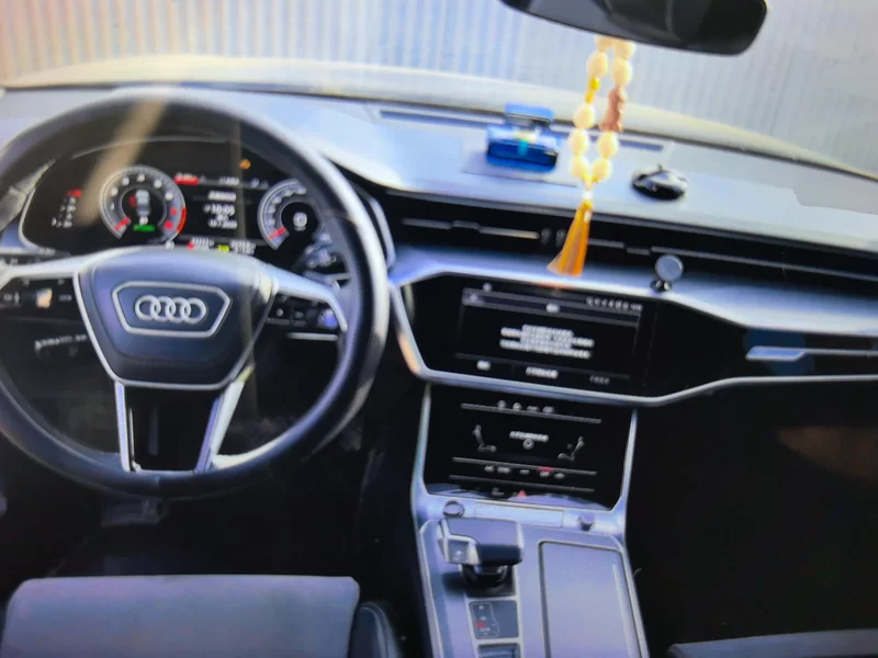 Audi A6L 2023 immagine di auto #9