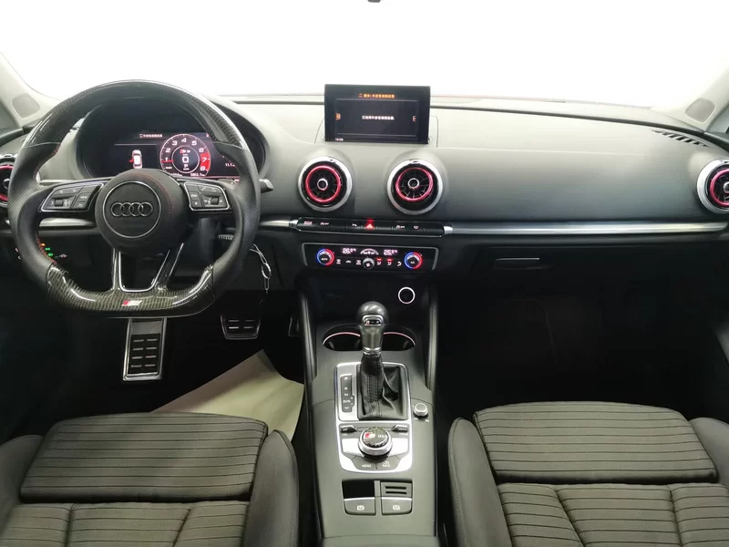 Audi A3 2019 immagine di auto #9