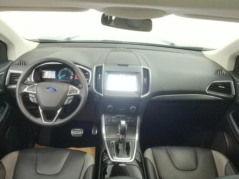 Ford Edge 2019 car image #9