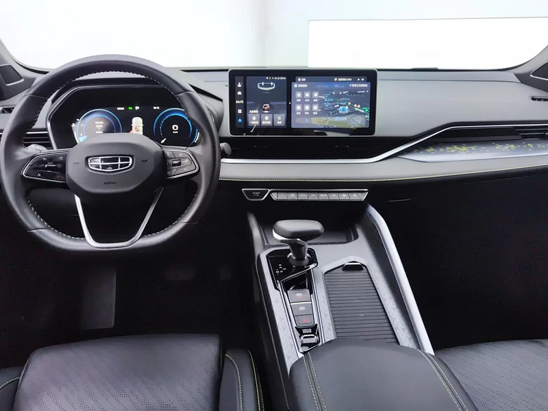 GEELY Preface 2023 car image #9