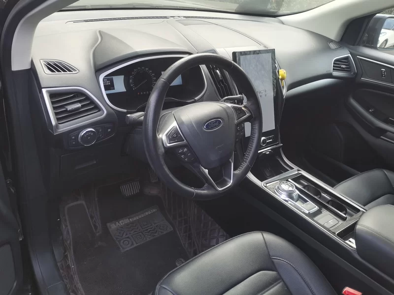 Ford Edge 2020 صورة سيارة #9