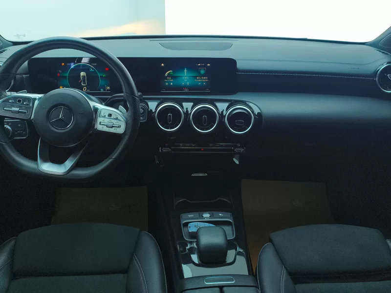 Mercedes-Benz A Class 2019 car image #9
