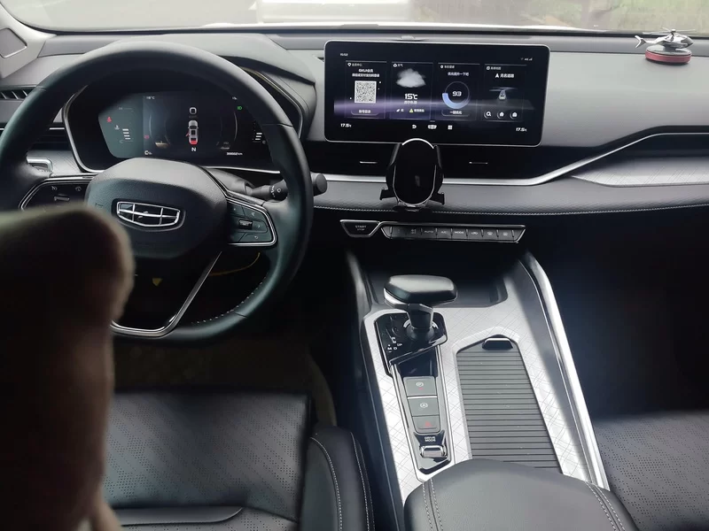 GEELY Preface 2021 car image #9