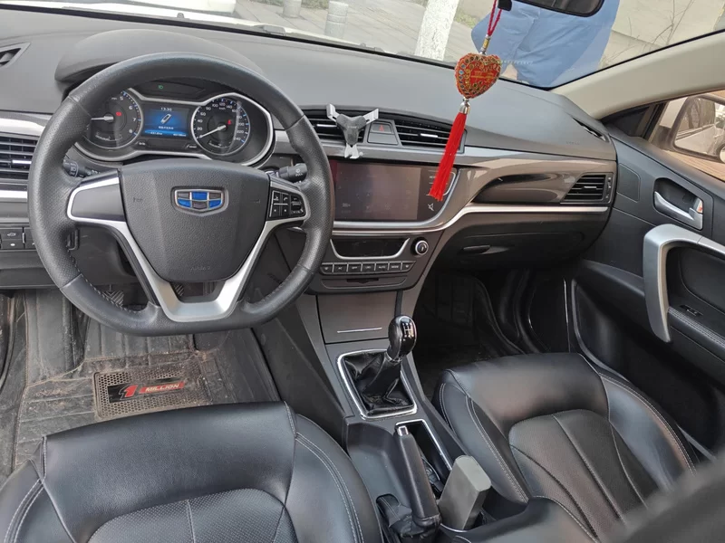 GEELY Emgrand 2017 car image #9
