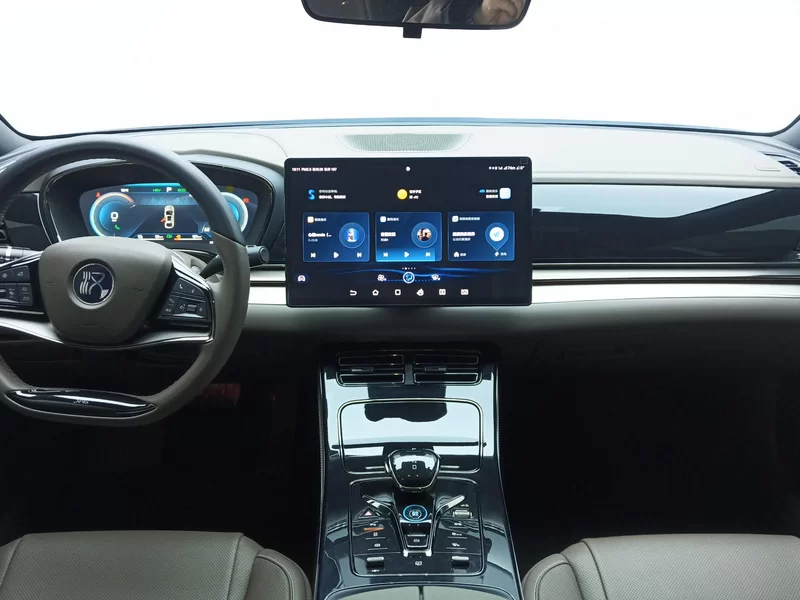 BYD 2024 car image #9