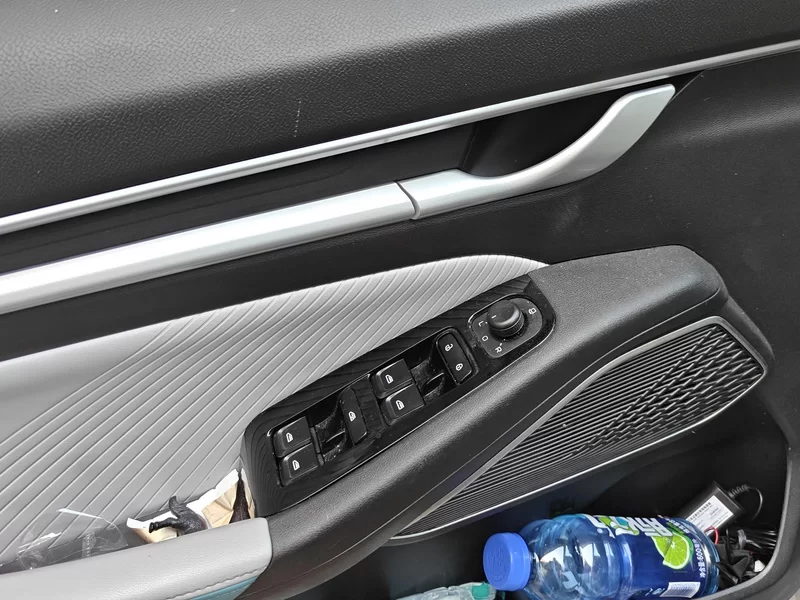 GEELY Emgrand 2023 car image #9