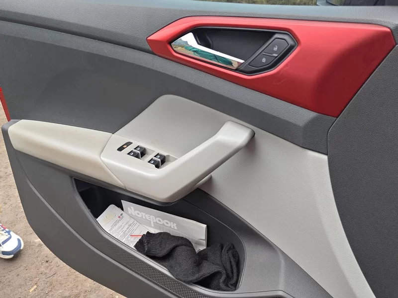 Volkswagen T-Cross 2020 #9 Volkswagen T-Cross 2020 immagine di auto #9