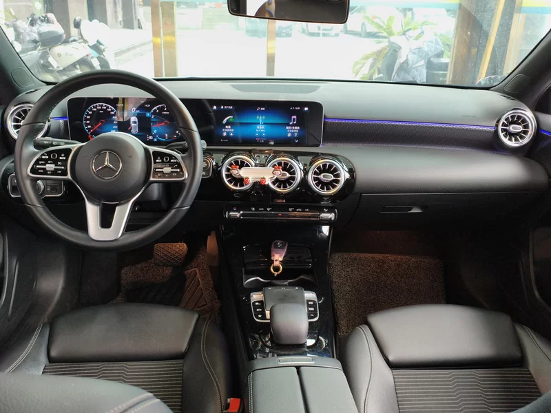 Mercedes-Benz A Class (Imported) 2020 #9 Mercedes-Benz A Class (Imported) 2020 car image #9