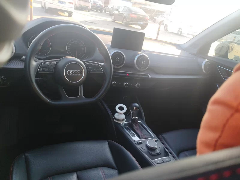 Audi Q2L 2023 #9 Audi Q2L 2023 car image #9