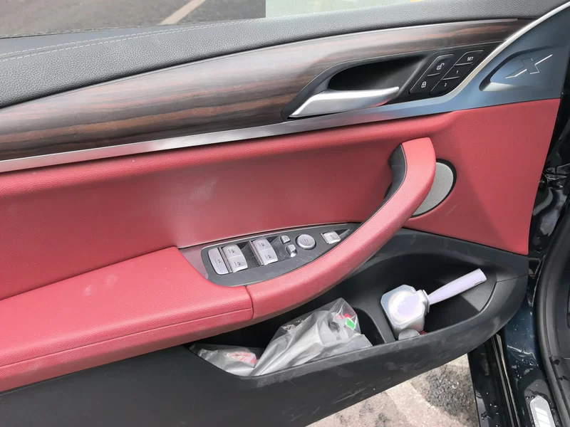 X3 2024 car image #9