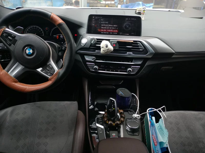 BMW X4 2018 изображение автомобиля #9