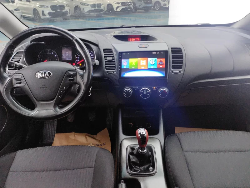 Kia K3 2013 image de voiture #9