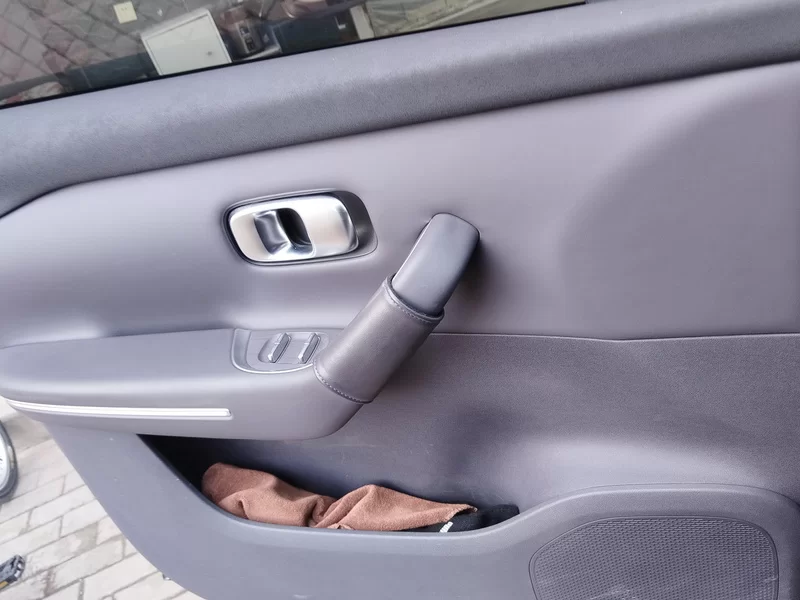 零跑汽车 零跑C16 2024 汽车图片 #9