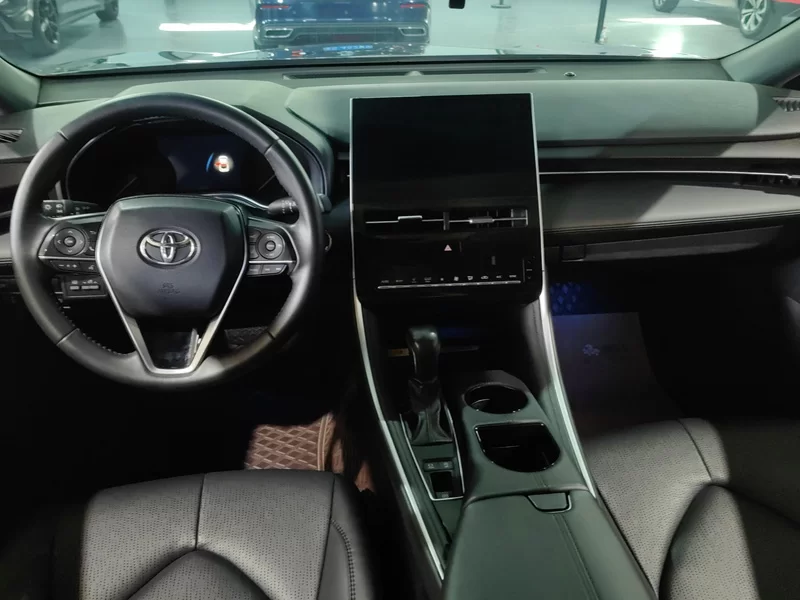 Toyota Avalon 2022 car image #9