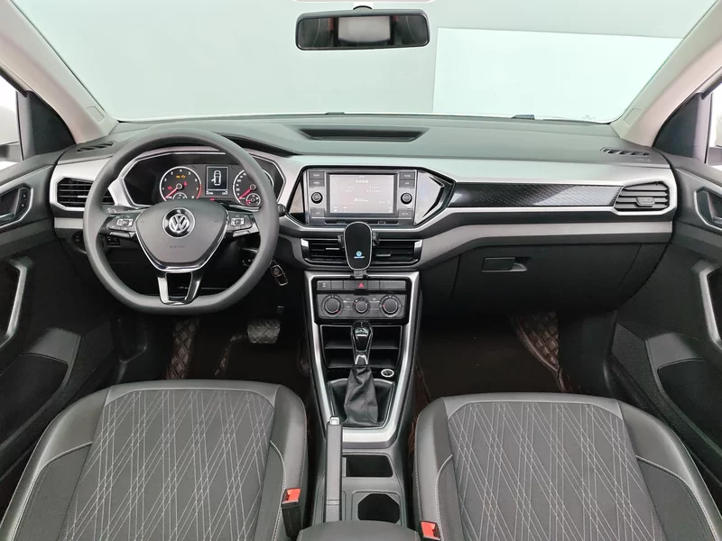 Volkswagen T-Cross 2019 #9 Volkswagen T-Cross 2019 car image #9