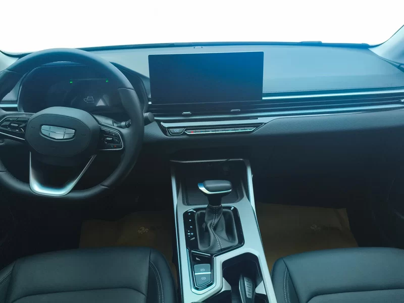 GEELY Emgrand 2025 car image #9