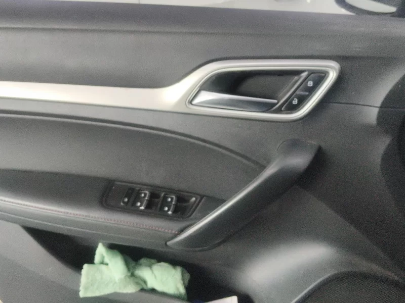 MG 2019 #9 MG 2019 car image #9