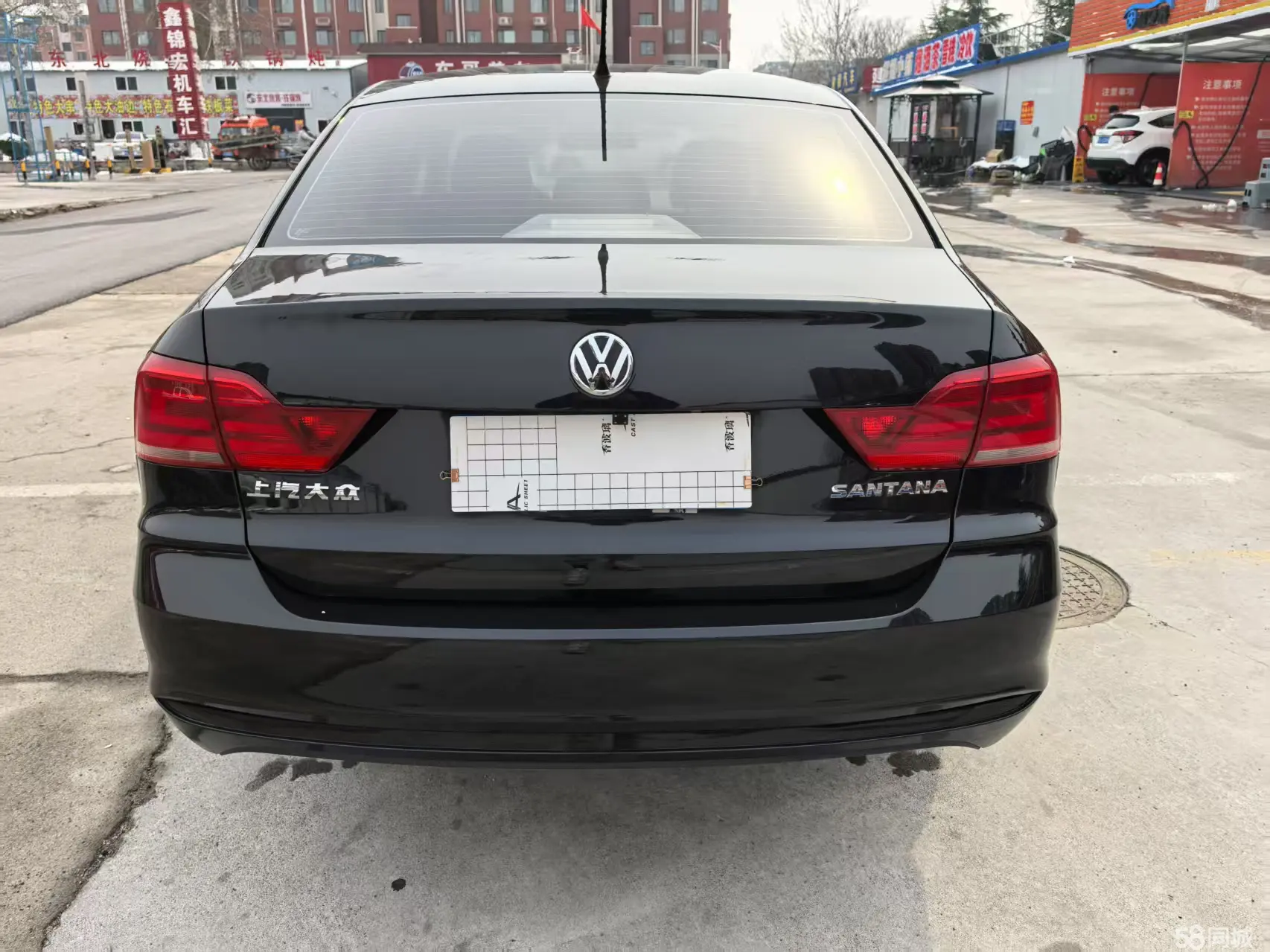 Volkswagen e-up! 2018 immagine di auto #9