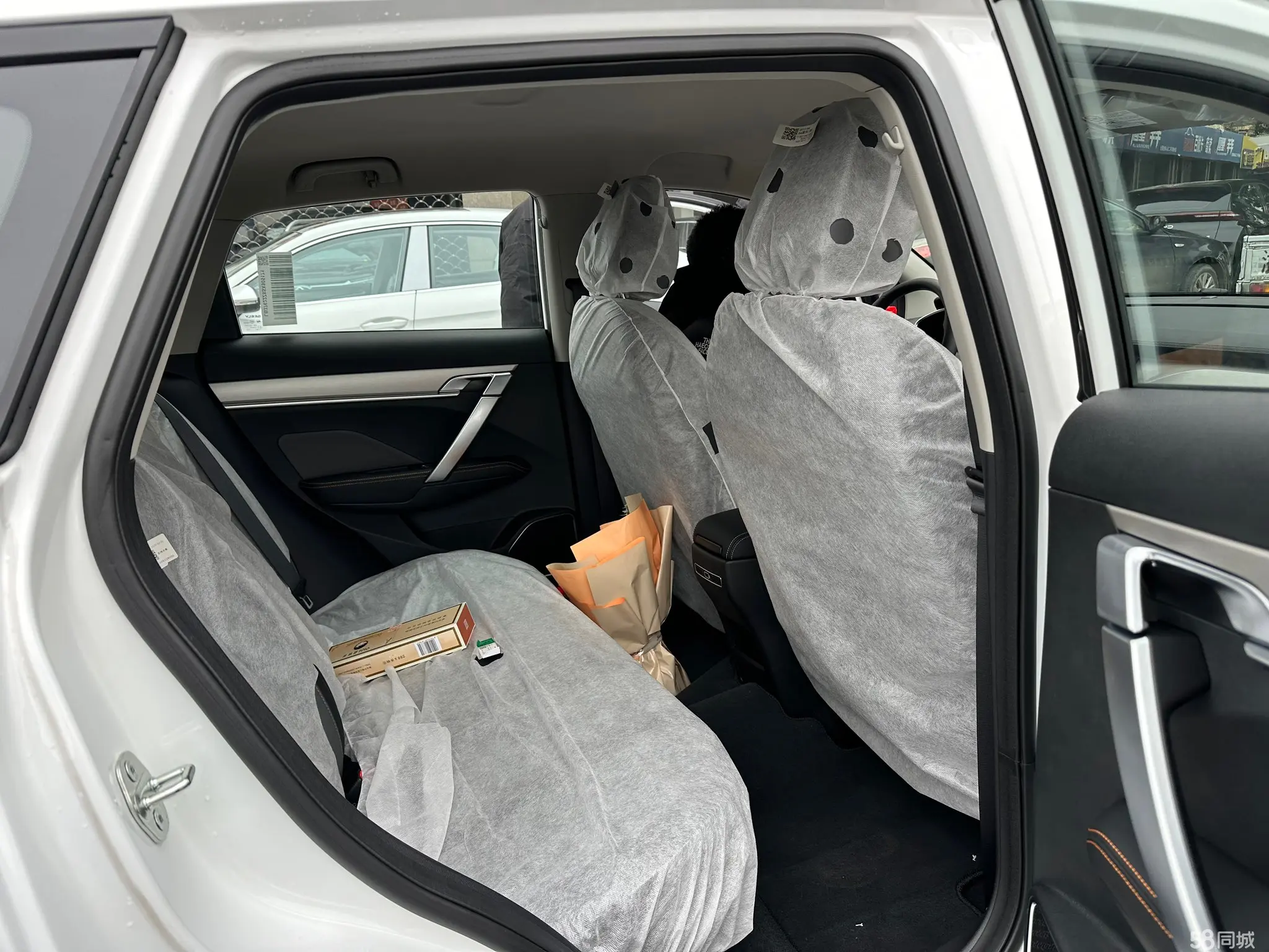 吉利汽车 缤越 2025 汽车图片 #9