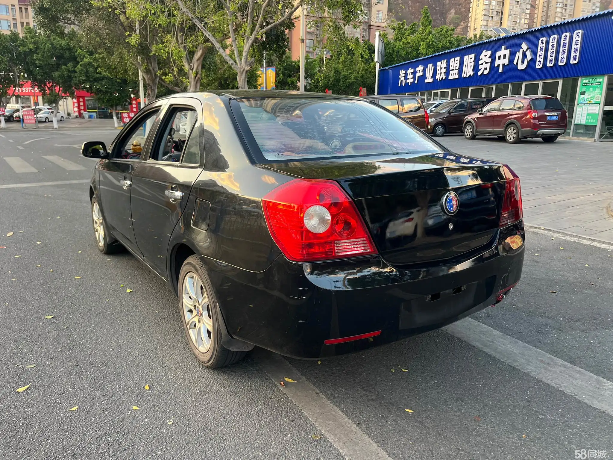 GEELY KingKong 2014 #9 GEELY KingKong 2014 car image #9