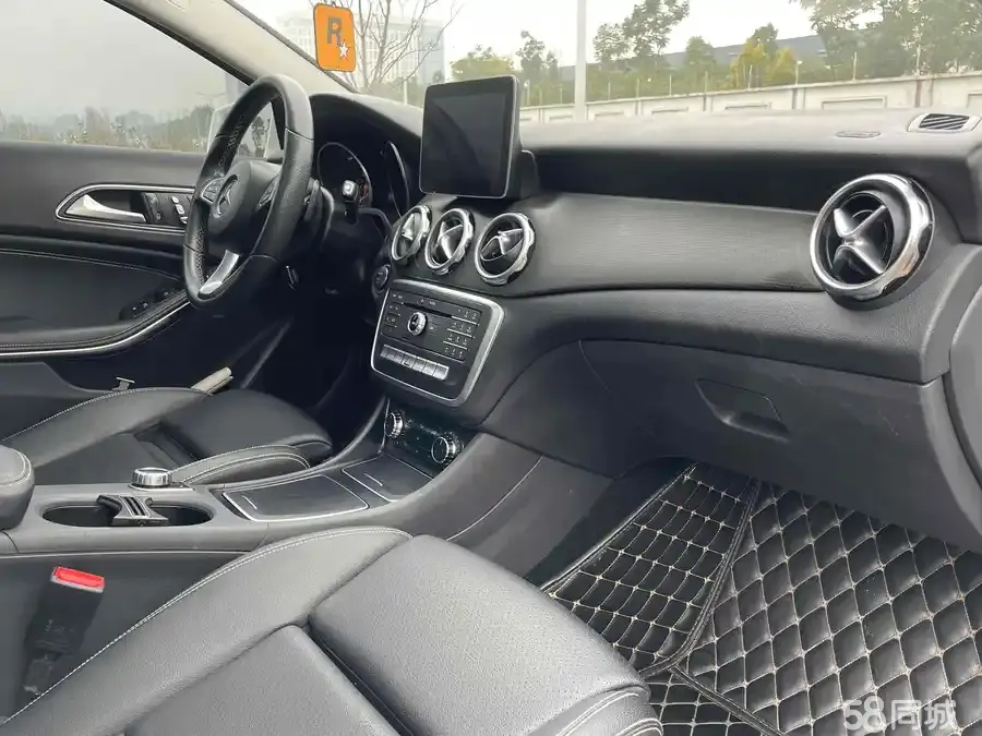 奔驰 奔驰GLA 2017 汽车图片 #9