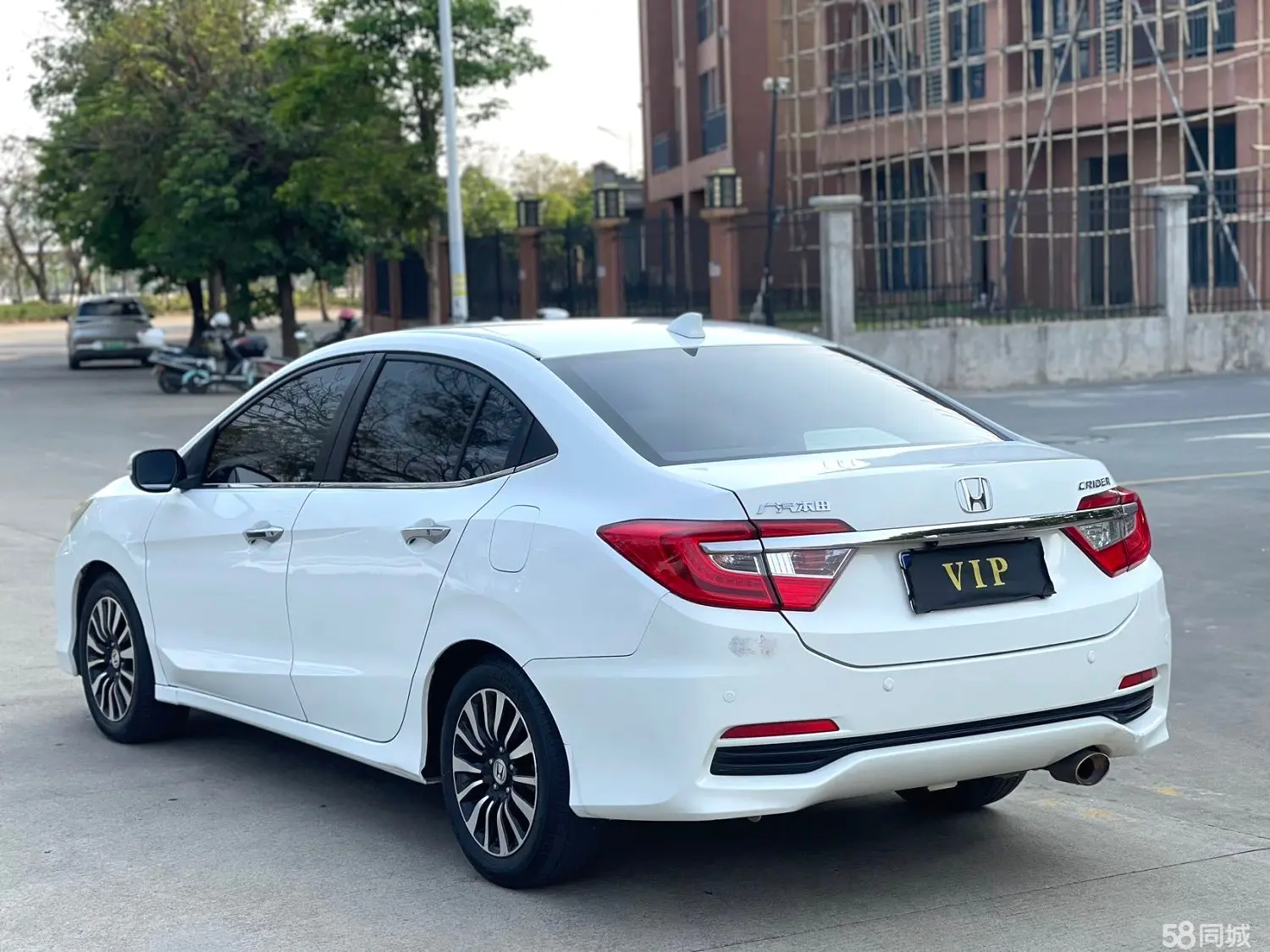 Honda Crider 2013 car image #9