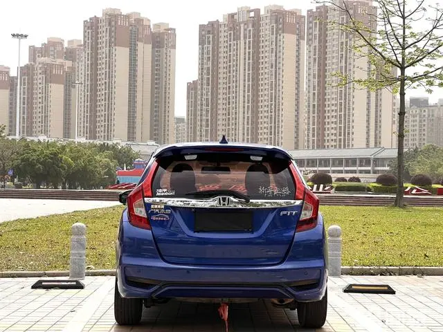 Honda Fit 2019 #9 Honda Fit 2019 car image #9