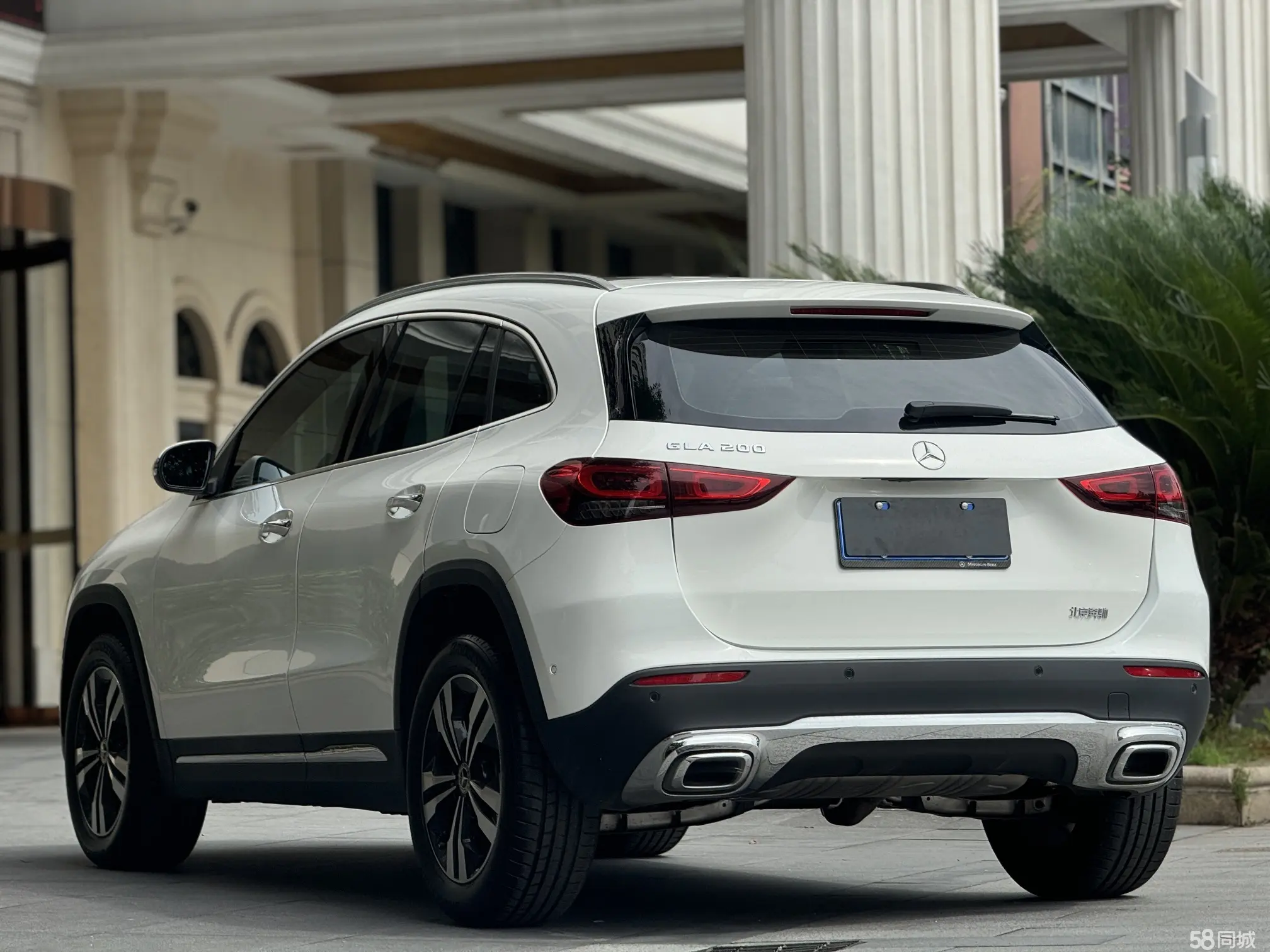 Mercedes-Benz GLA Class 2020 car image #9