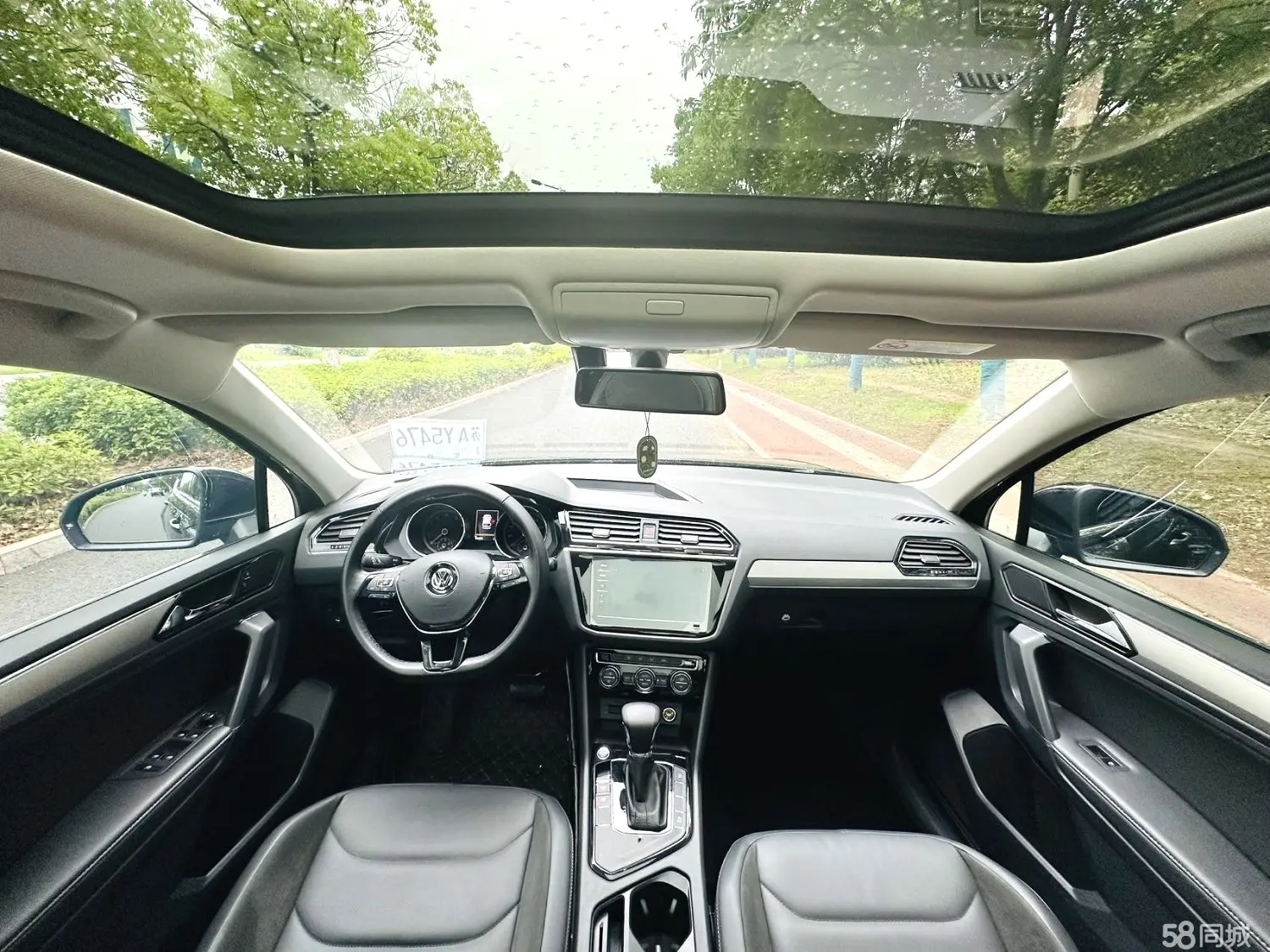 Volkswagen Tiguan L 2019 car image #9