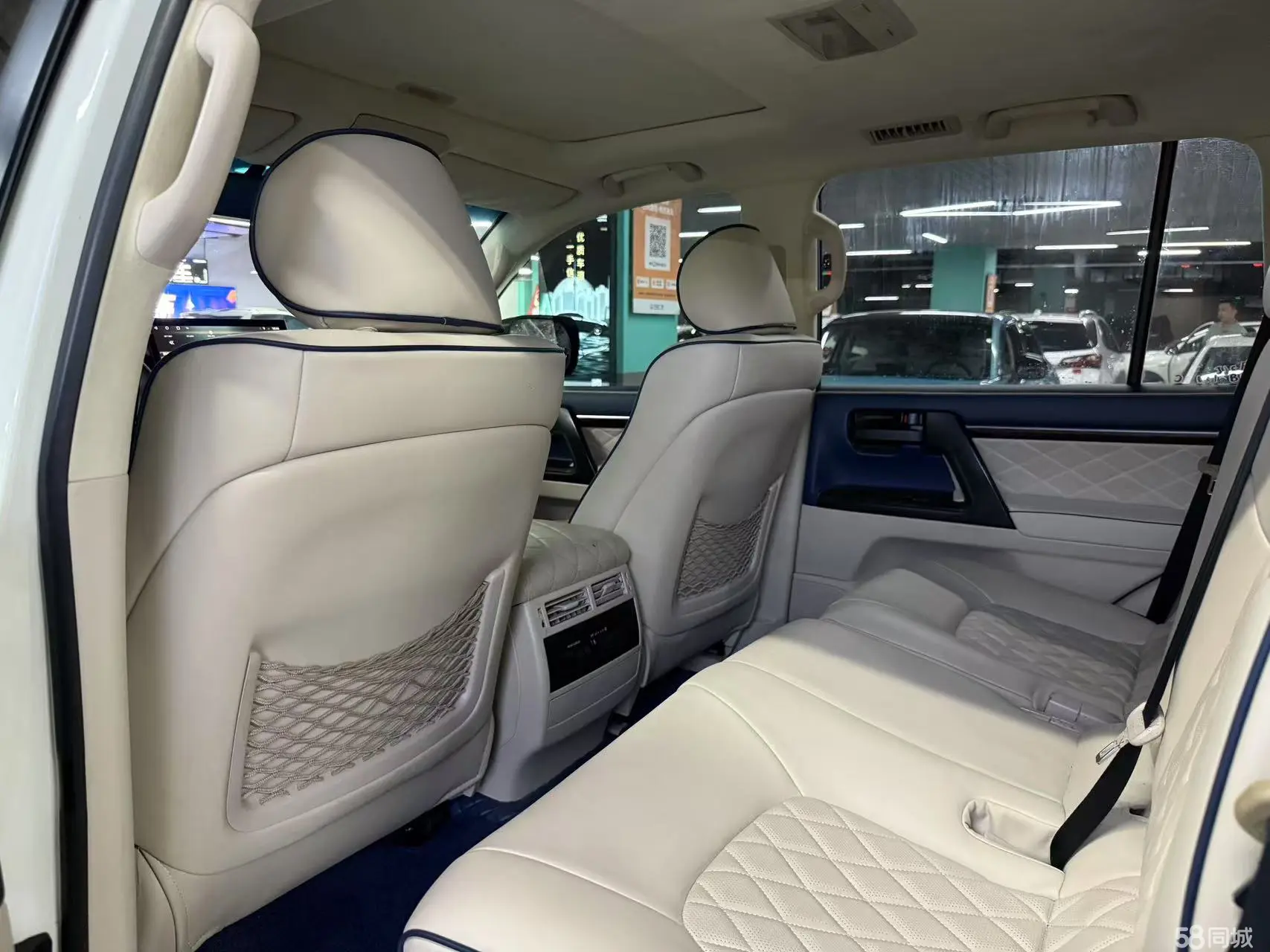 丰田 兰德酷路泽 2011 汽车图片 #9