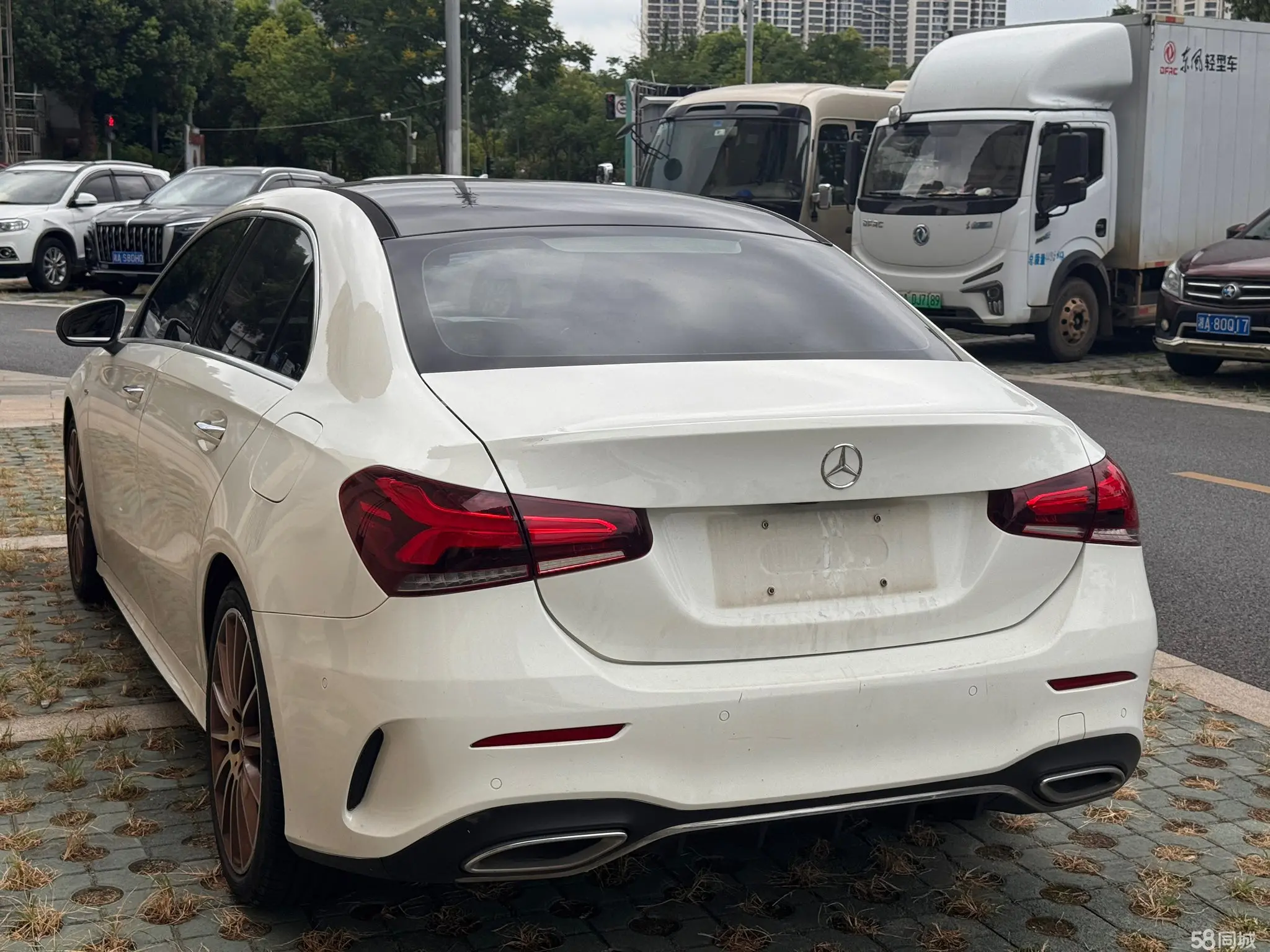Mercedes-Benz A Class 2018 car image #9